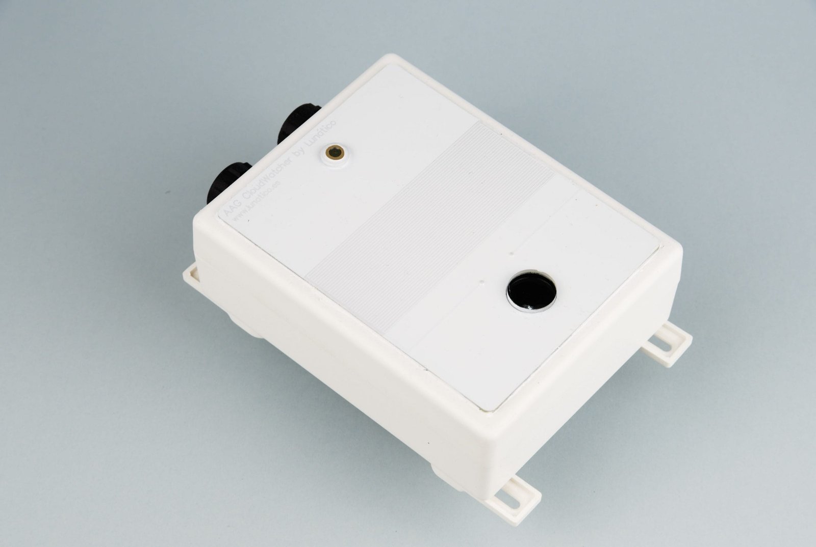 Cloudwatcher by lunatico astronomia - Cloud detector